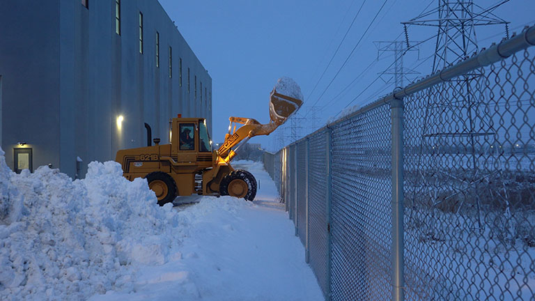 Nate's Snow frontend loader removing snow Nate's Snow frontend loader removing snow